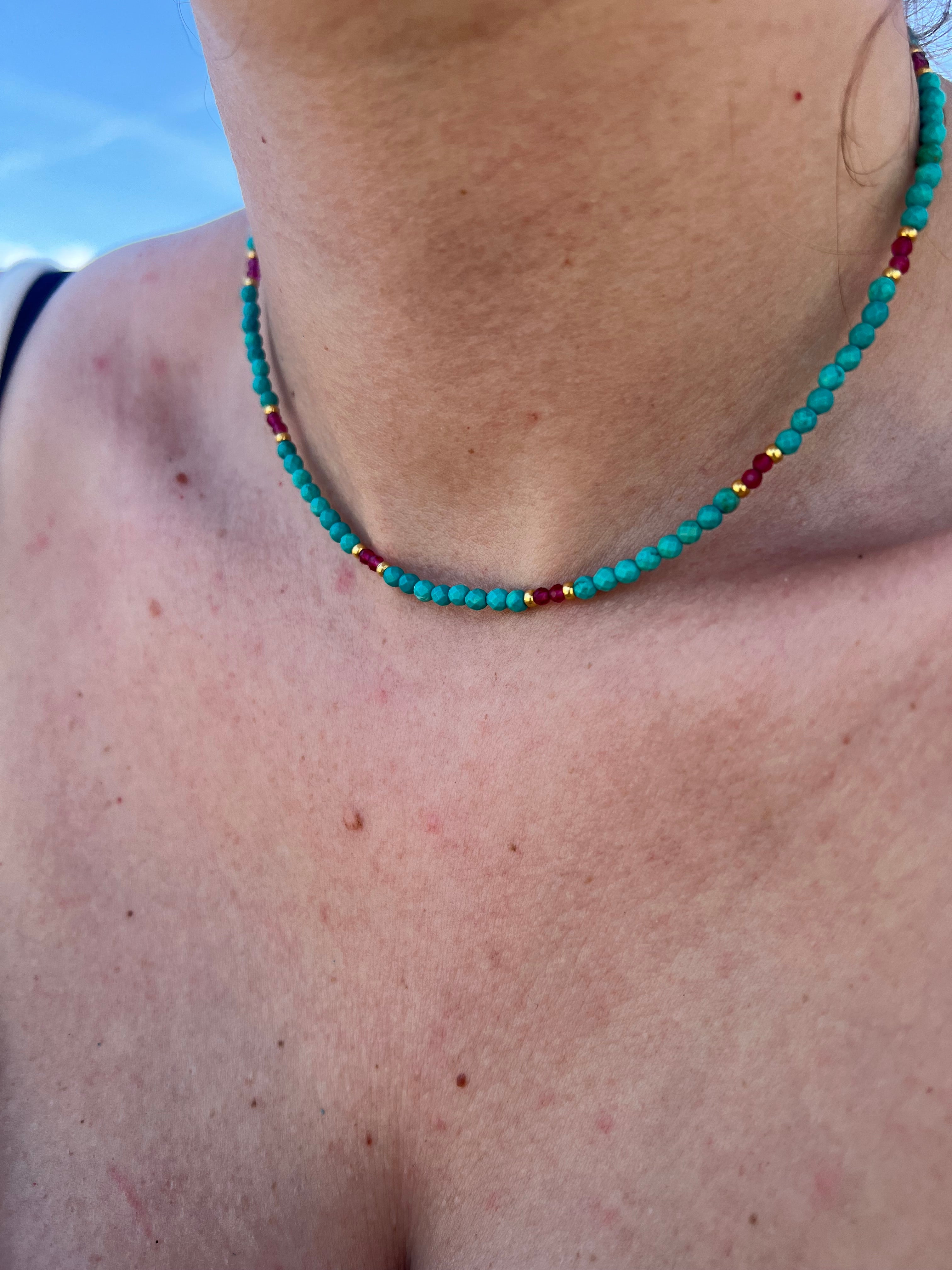 Collana Turchese al mare
