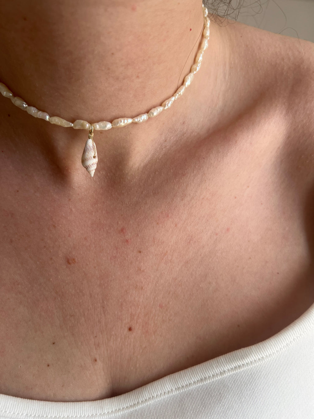 Chocker perle risine
